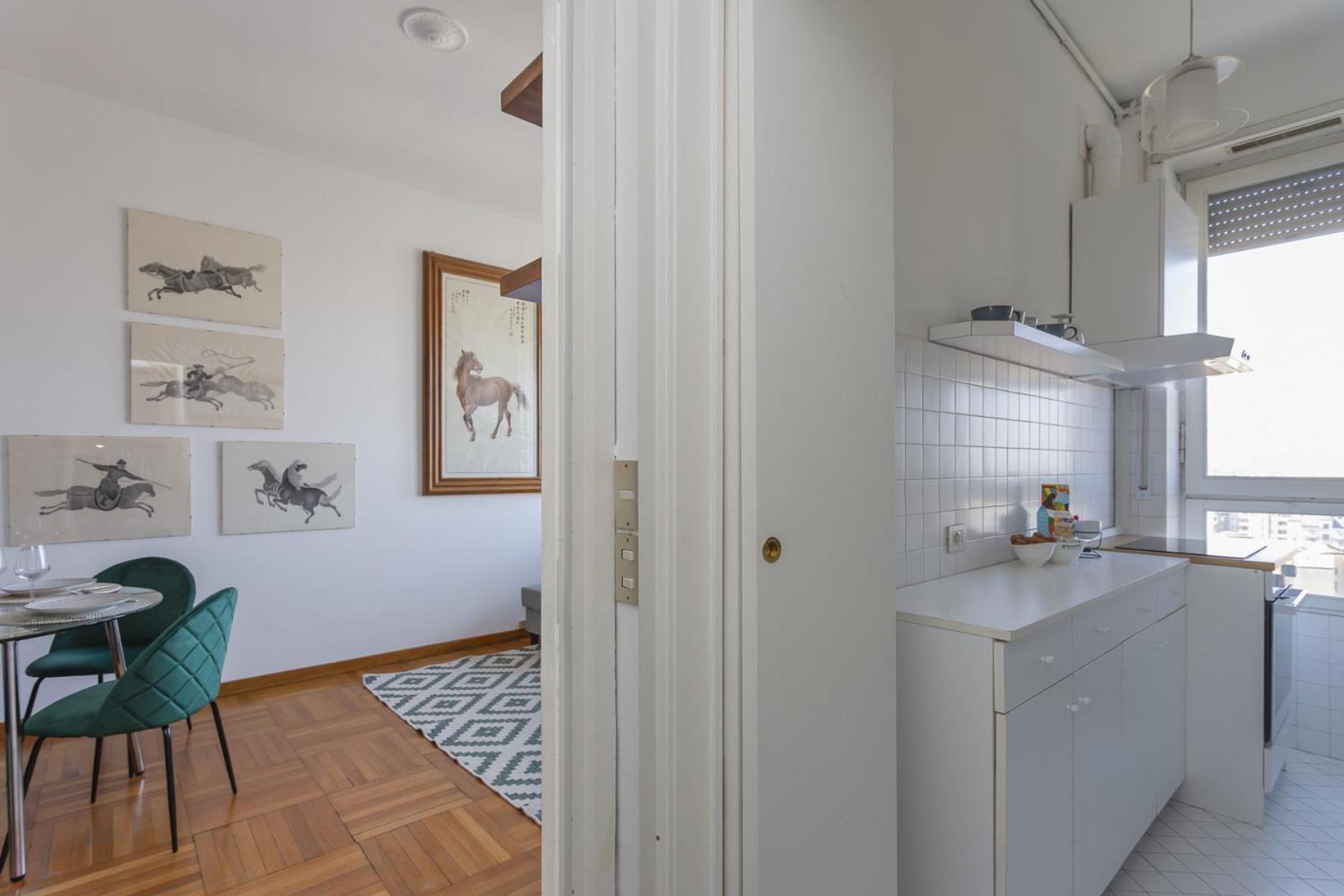 Skyline View Biancamano 1 Bdr With Balcony By Rentopolis Milano Exteriör bild