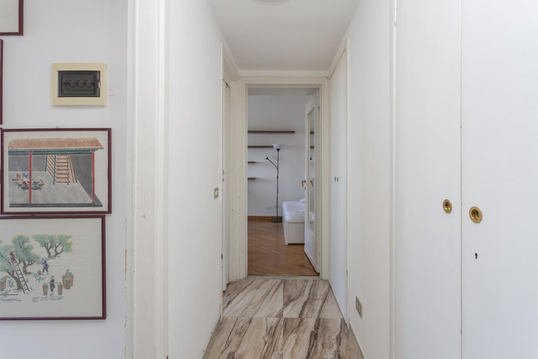 Skyline View Biancamano 1 Bdr With Balcony By Rentopolis Milano Exteriör bild