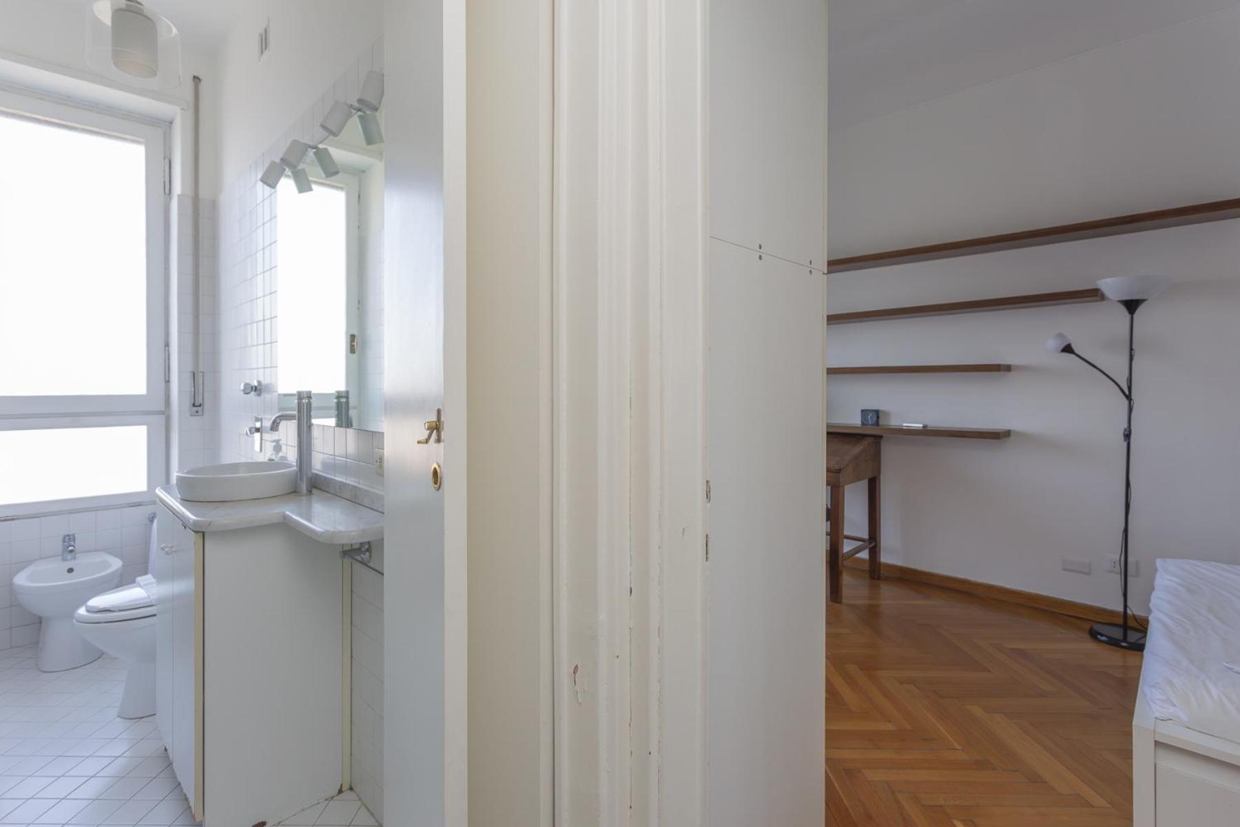 Skyline View Biancamano 1 Bdr With Balcony By Rentopolis Milano Exteriör bild
